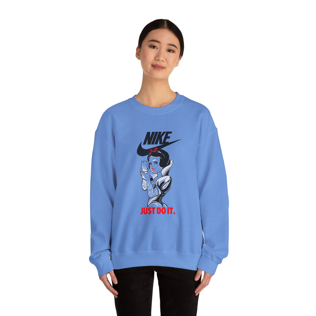 Snow White illustration Crewneck Sweatshirt | Nike style JUST DO IT graphic